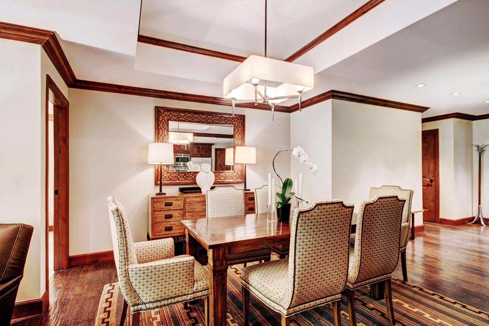 Legendary Lodging At The Ritz Vail Eksteriør bilde